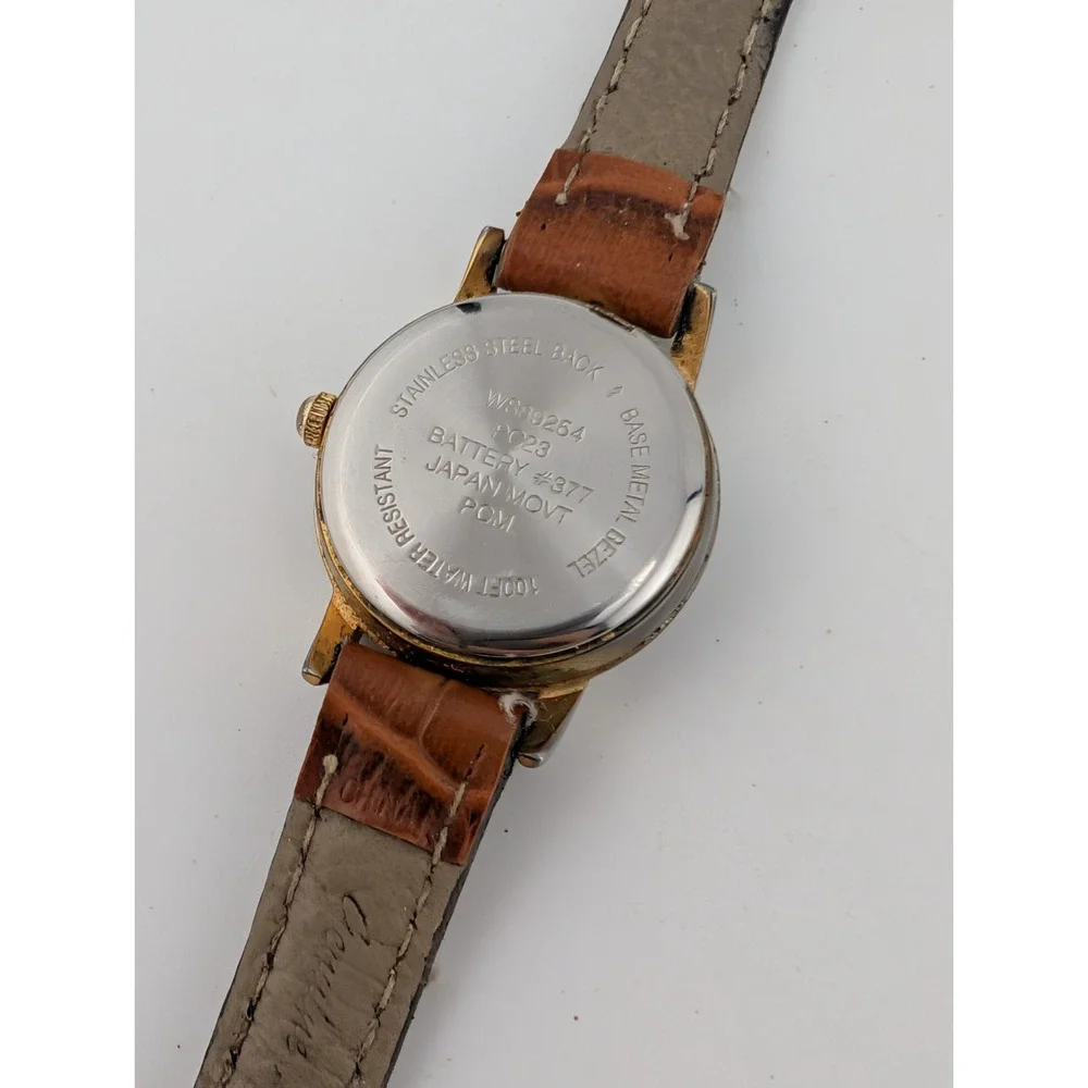Vintage White Stag Women's Watch 25mm Gold Case Leather Band- New Battery